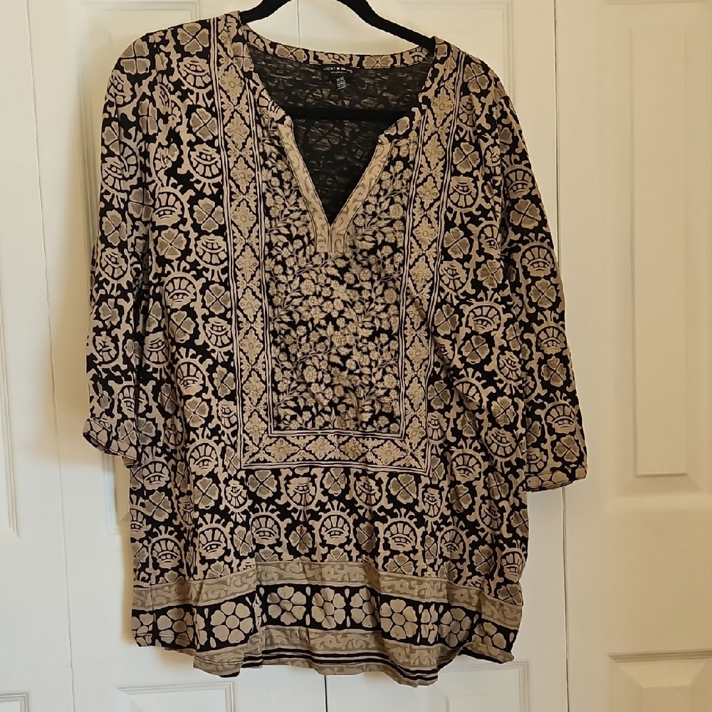 Lucky Brand Floral Black and Cream Women's Top 1XL